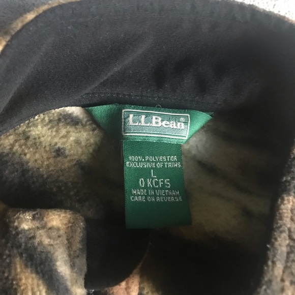 L.L. Bean Camo quarter zip men’s size large - Picture 2 of 4